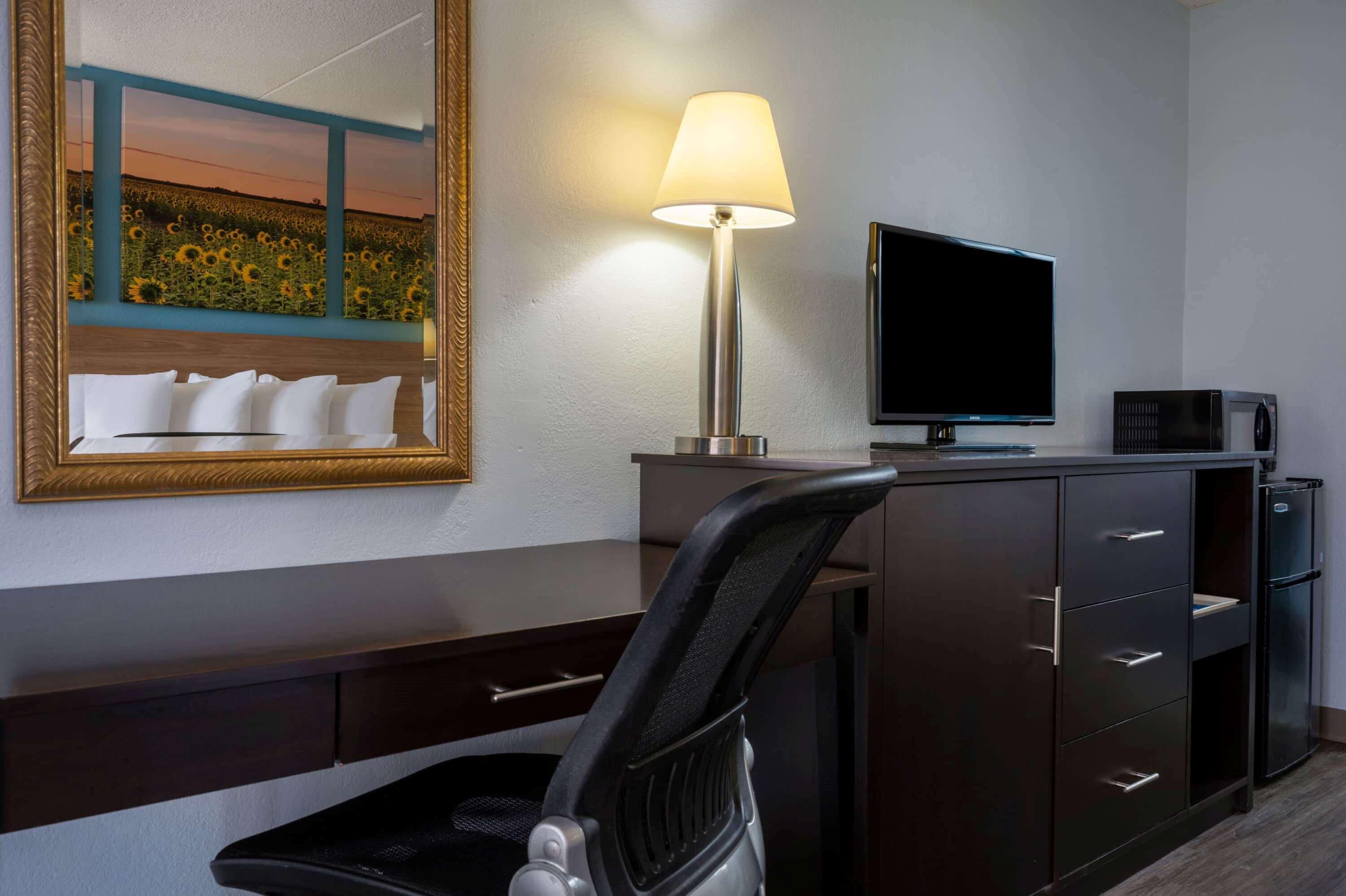Hotel Days By Wyndham Toledo 2*
